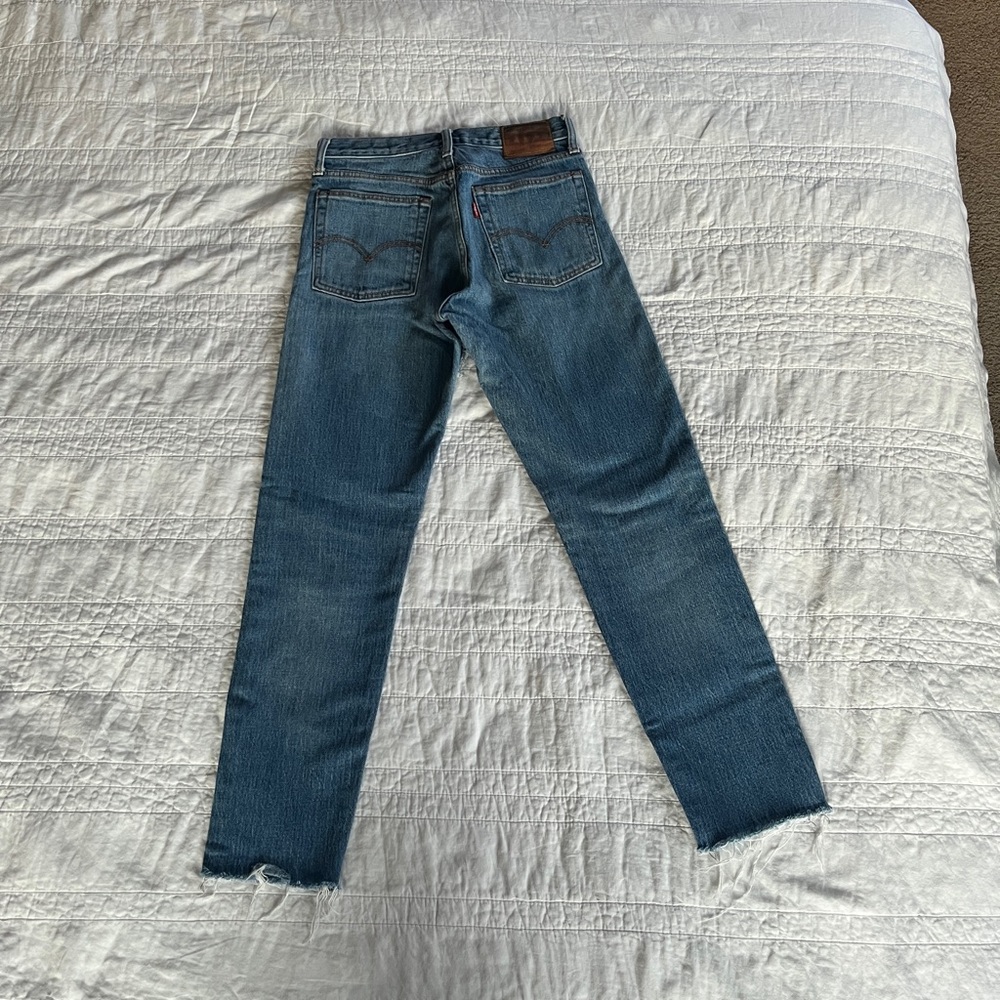 Vintage Levi’s White Oak Cone Denim Skinny Straight Cut - Picture 2 of 6